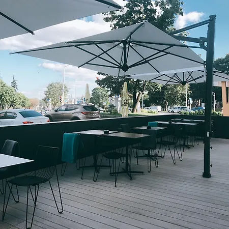 Bonhotel Отель 3*