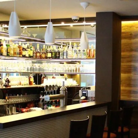 Отель Bonhotel 3*