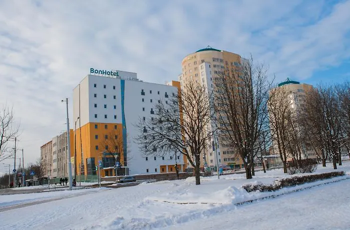 Hotel Bonhotel 3*